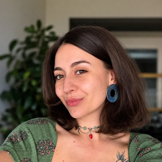 Allma, professeure d’anglais chez Professor+